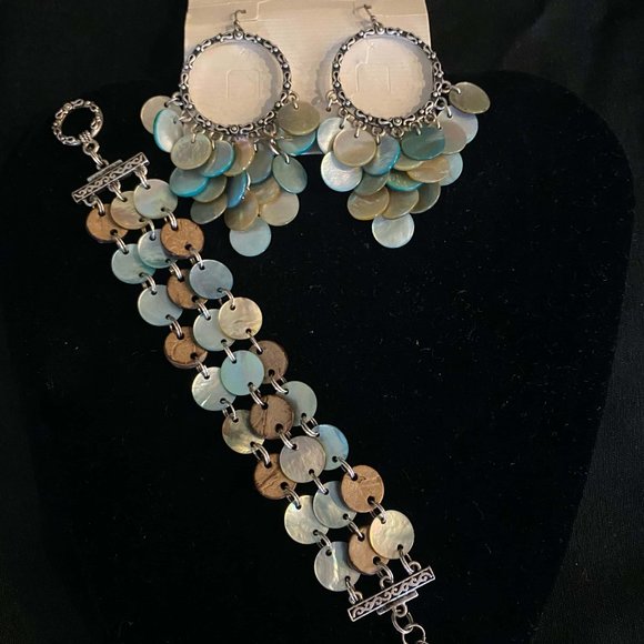 Lia Sophia Jewelry - Lia Sophia Abalone bracelet and earring set Lia Sophia Jewelry - Lia Sophia Abalone bracelet and earring set
